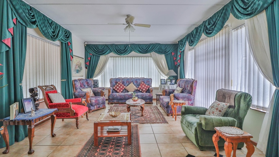 3 Bedroom Property for Sale in Lester Park KwaZulu-Natal