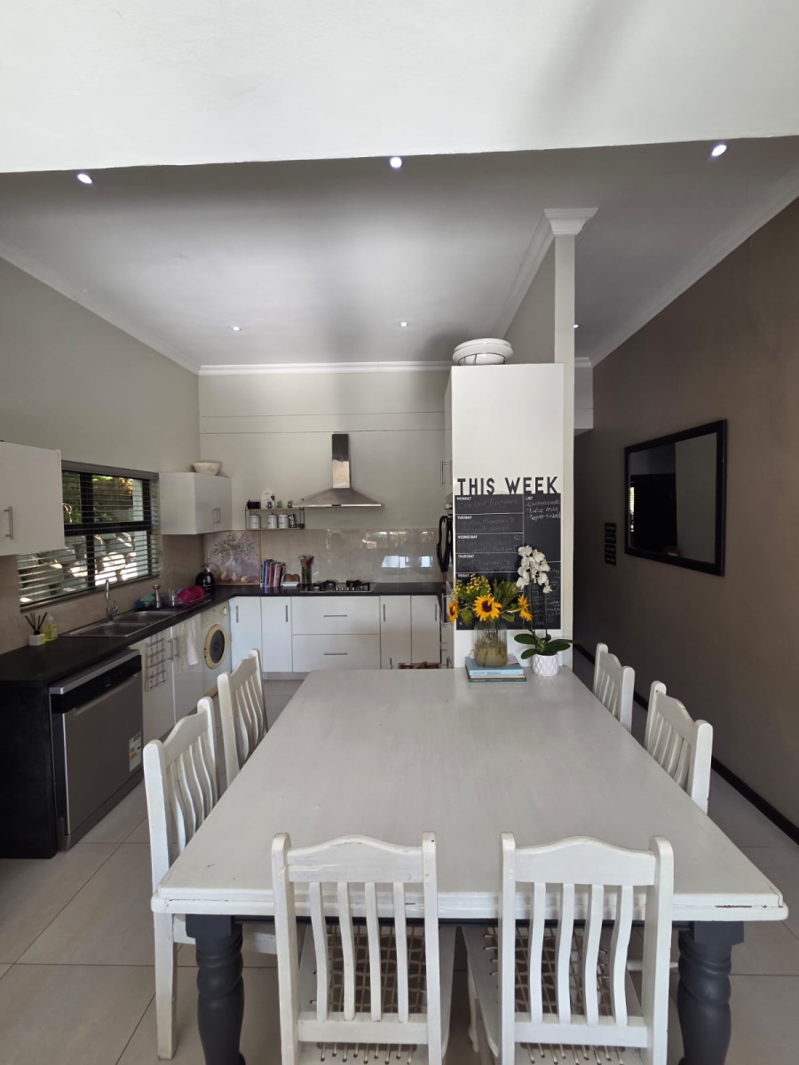 3 Bedroom Property for Sale in Palm Lakes Estate KwaZulu-Natal