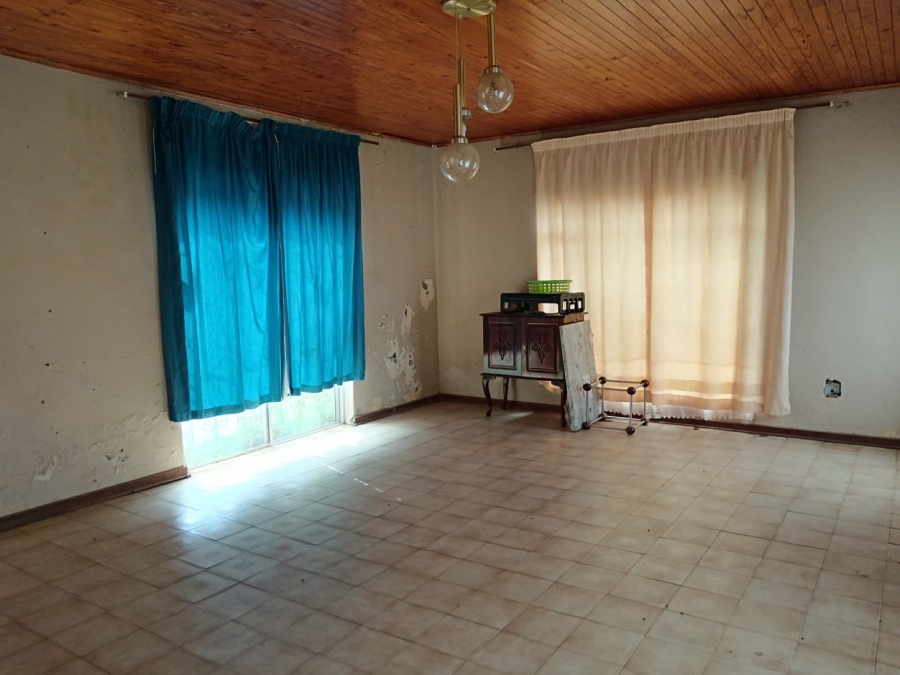 3 Bedroom Property for Sale in Lennoxton KwaZulu-Natal