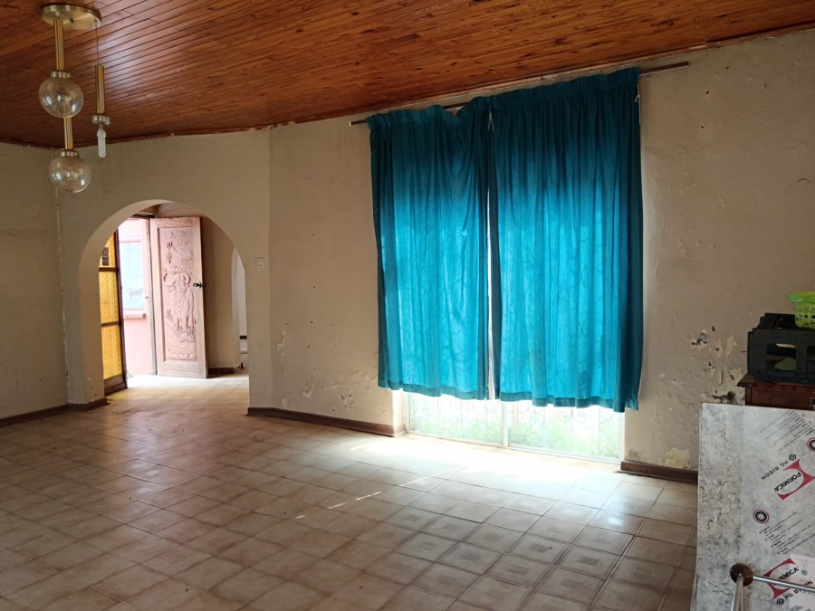 3 Bedroom Property for Sale in Lennoxton KwaZulu-Natal