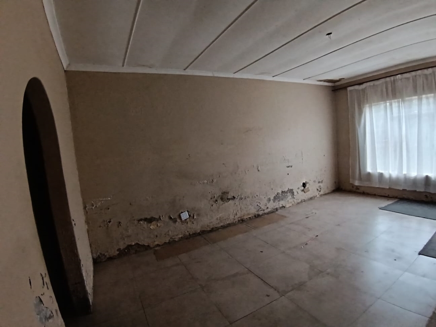 3 Bedroom Property for Sale in Lennoxton KwaZulu-Natal