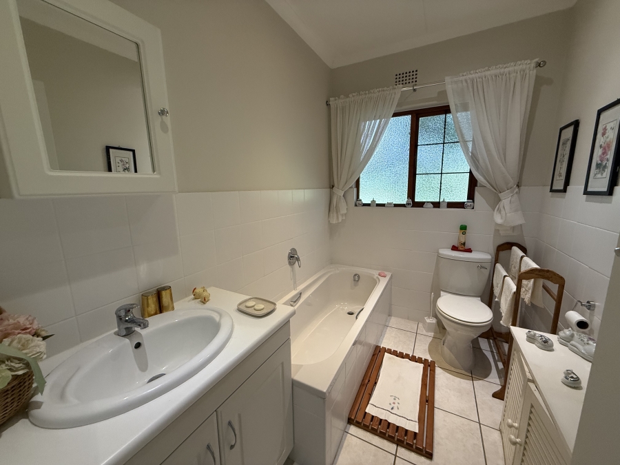 2 Bedroom Property for Sale in Amber Ridge KwaZulu-Natal