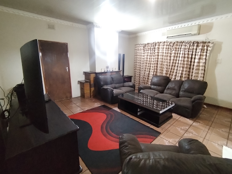 3 Bedroom Property for Sale in Lennoxton KwaZulu-Natal