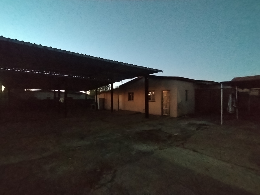 3 Bedroom Property for Sale in Lennoxton KwaZulu-Natal