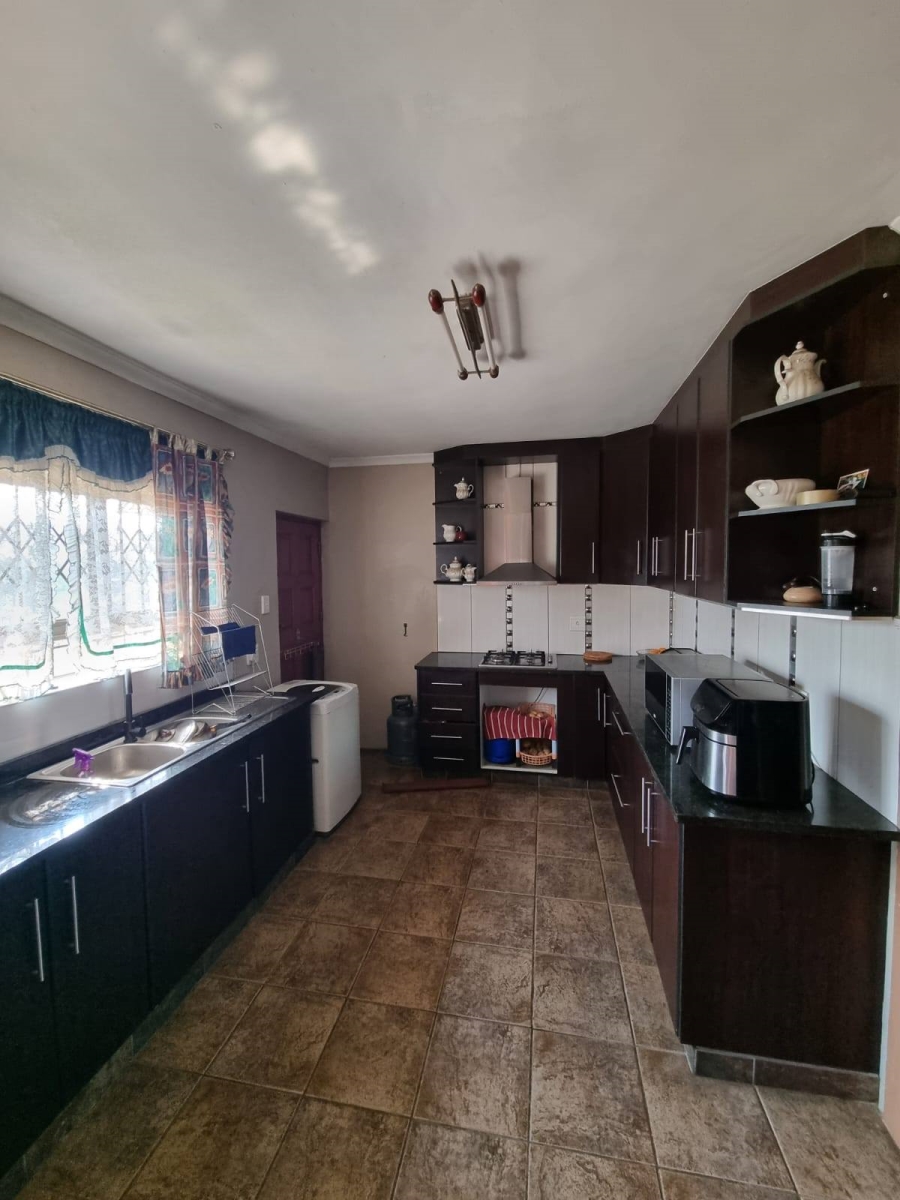 3 Bedroom Property for Sale in Umzinto Rural KwaZulu-Natal