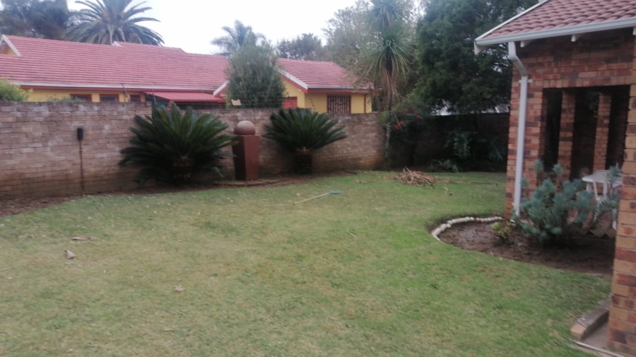 To Let 4 Bedroom Property for Rent in Aviary Hill KwaZulu-Natal