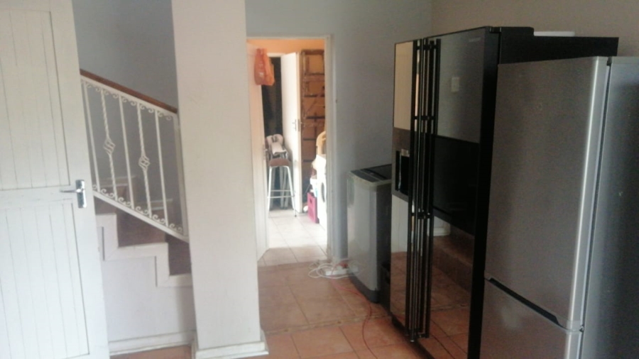 To Let 4 Bedroom Property for Rent in Aviary Hill KwaZulu-Natal