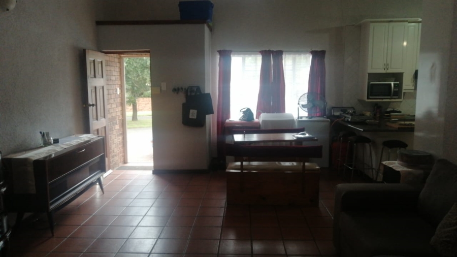To Let 4 Bedroom Property for Rent in Aviary Hill KwaZulu-Natal