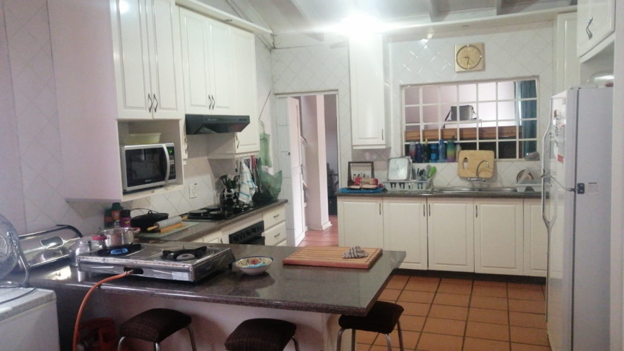 To Let 4 Bedroom Property for Rent in Aviary Hill KwaZulu-Natal