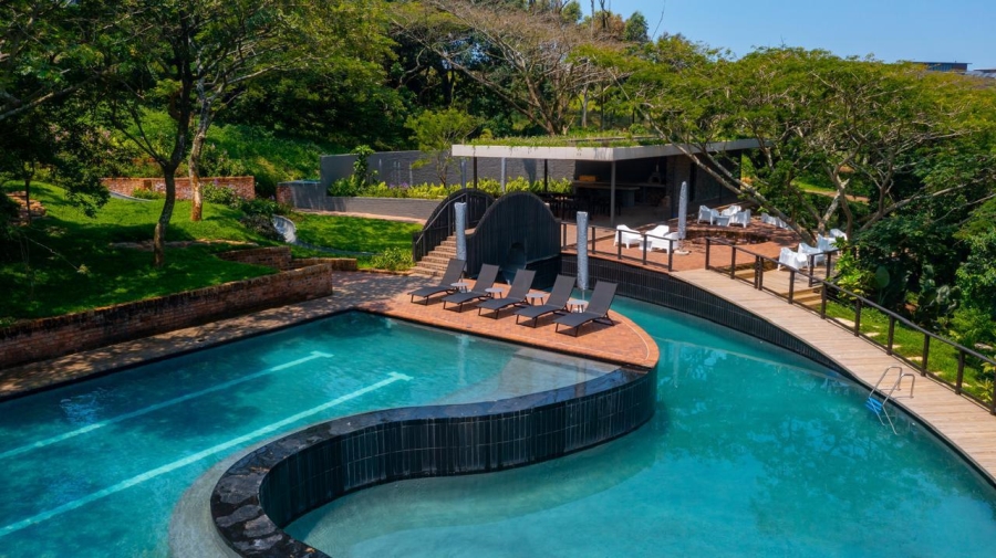 To Let 4 Bedroom Property for Rent in Salt Rock KwaZulu-Natal