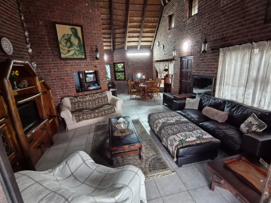 To Let 2 Bedroom Property for Rent in Tinley Manor KwaZulu-Natal