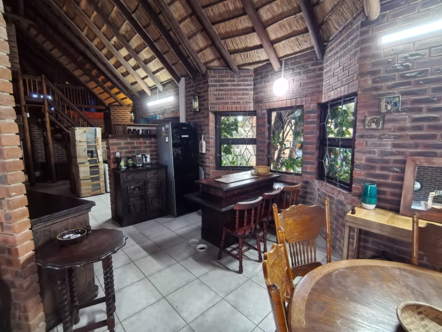 To Let 2 Bedroom Property for Rent in Tinley Manor KwaZulu-Natal