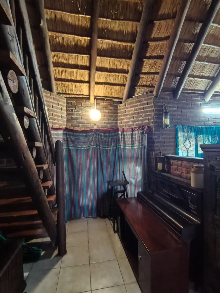 To Let 2 Bedroom Property for Rent in Tinley Manor KwaZulu-Natal