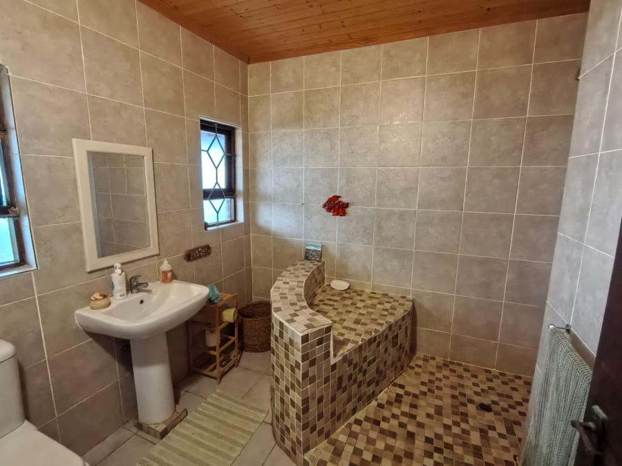 To Let 2 Bedroom Property for Rent in Tinley Manor KwaZulu-Natal