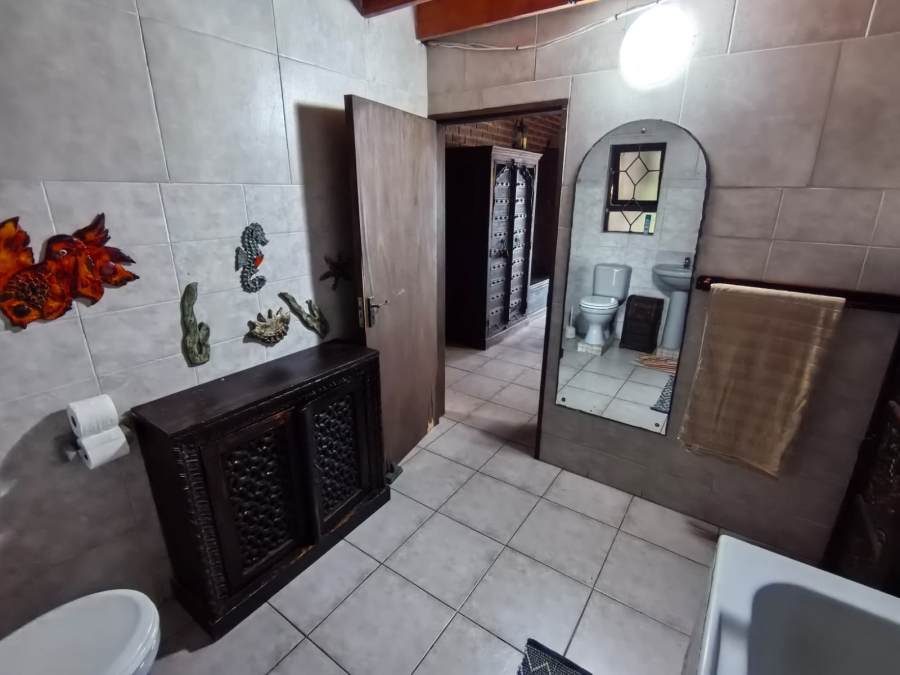 To Let 2 Bedroom Property for Rent in Tinley Manor KwaZulu-Natal