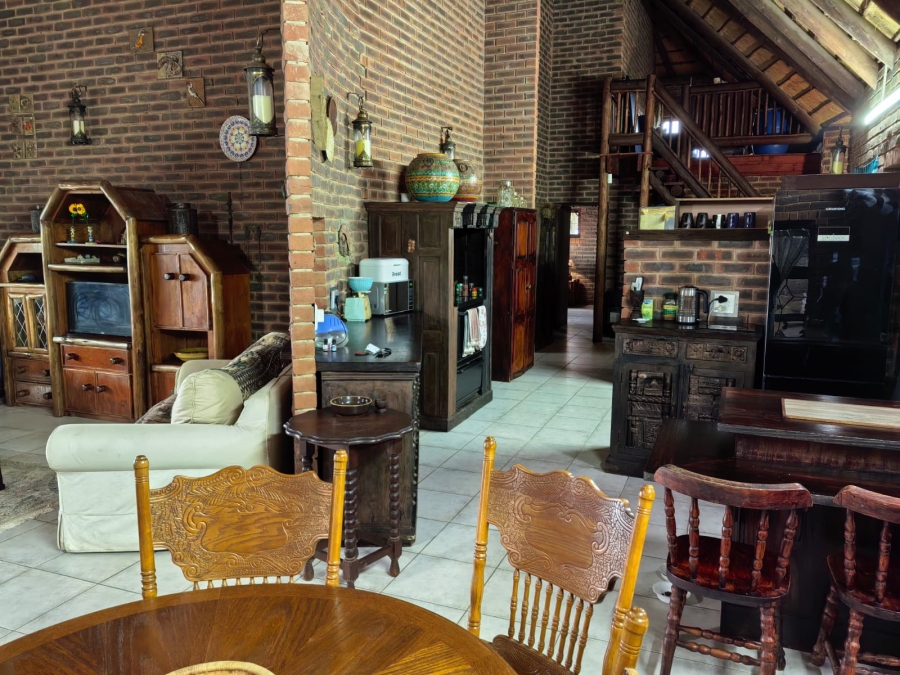 To Let 2 Bedroom Property for Rent in Tinley Manor KwaZulu-Natal