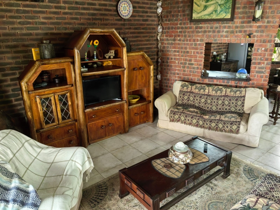 To Let 2 Bedroom Property for Rent in Tinley Manor KwaZulu-Natal