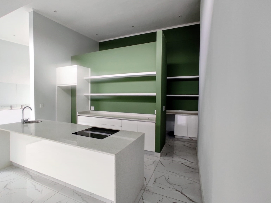 To Let 4 Bedroom Property for Rent in Palm Lakes Estate KwaZulu-Natal