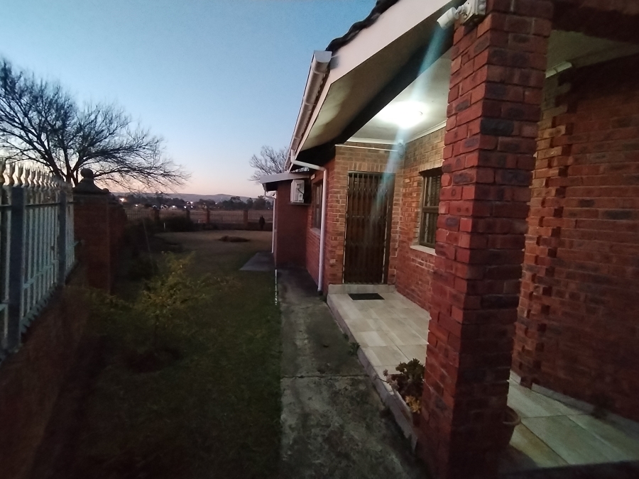 4 Bedroom Property for Sale in Sunset View KwaZulu-Natal