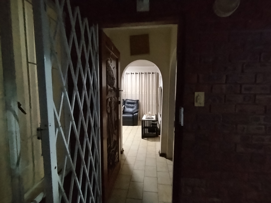 4 Bedroom Property for Sale in Sunset View KwaZulu-Natal