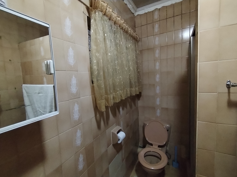 4 Bedroom Property for Sale in Sunset View KwaZulu-Natal