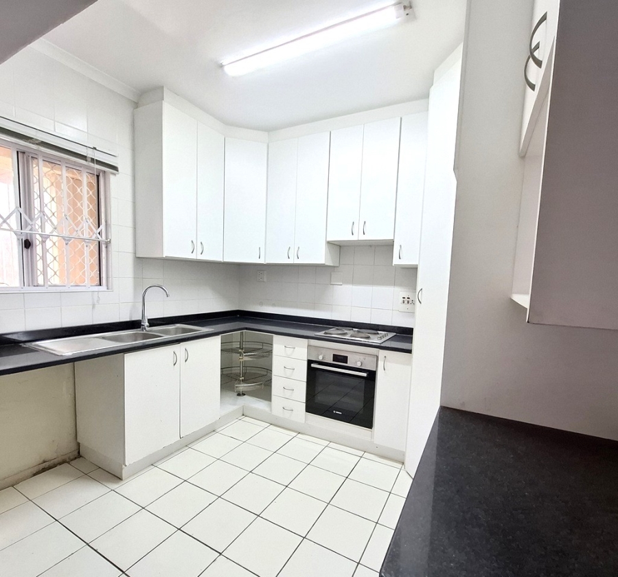 To Let 2 Bedroom Property for Rent in Glenwood KwaZulu-Natal