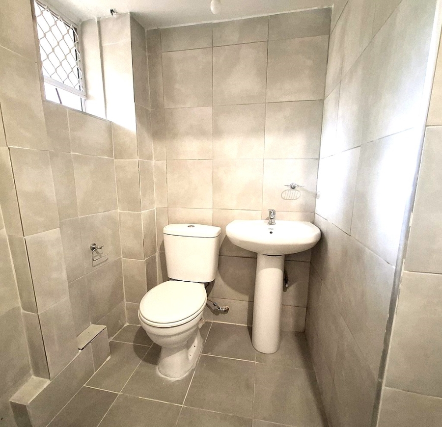 To Let 2 Bedroom Property for Rent in Glenwood KwaZulu-Natal