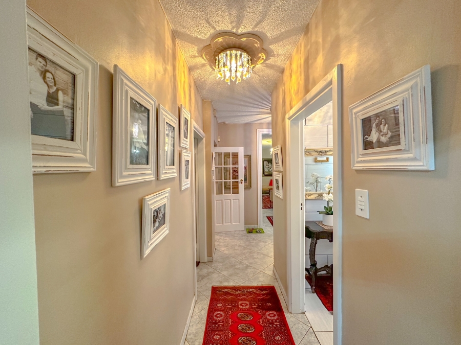 5 Bedroom Property for Sale in Kildare KwaZulu-Natal