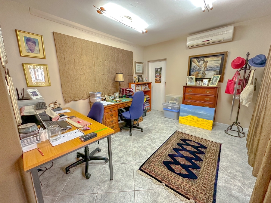5 Bedroom Property for Sale in Kildare KwaZulu-Natal
