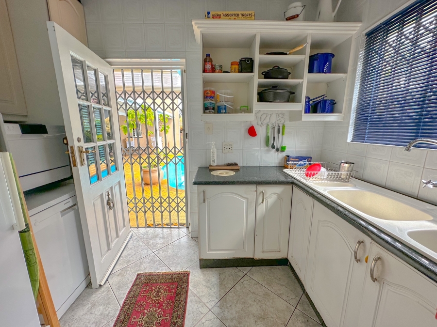 5 Bedroom Property for Sale in Kildare KwaZulu-Natal