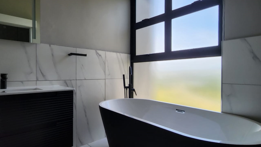 To Let 4 Bedroom Property for Rent in Palm Lakes Estate KwaZulu-Natal
