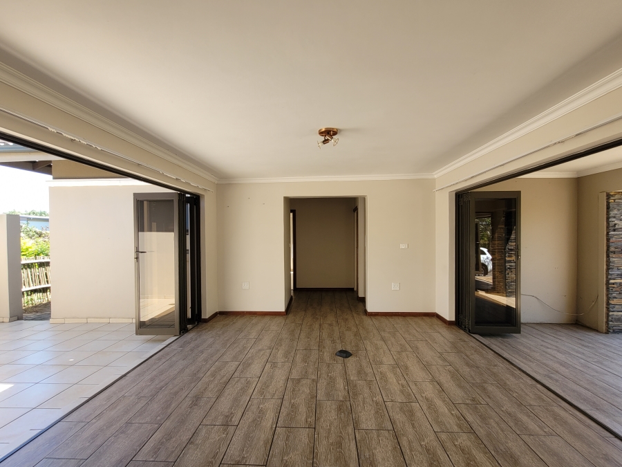 To Let 4 Bedroom Property for Rent in Palm Lakes Estate KwaZulu-Natal