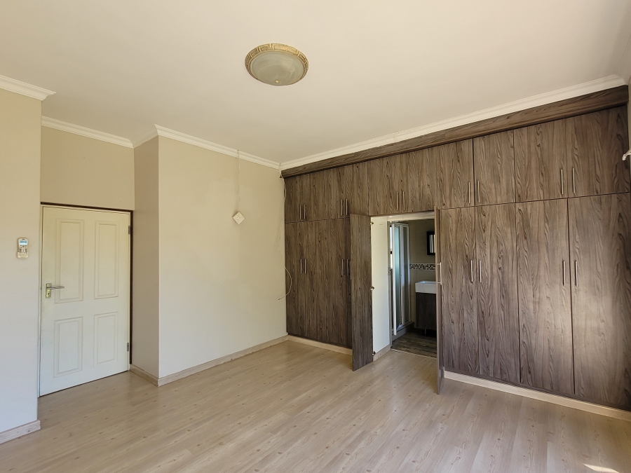 To Let 4 Bedroom Property for Rent in Palm Lakes Estate KwaZulu-Natal