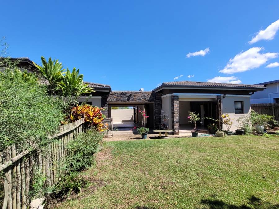 To Let 4 Bedroom Property for Rent in Palm Lakes Estate KwaZulu-Natal
