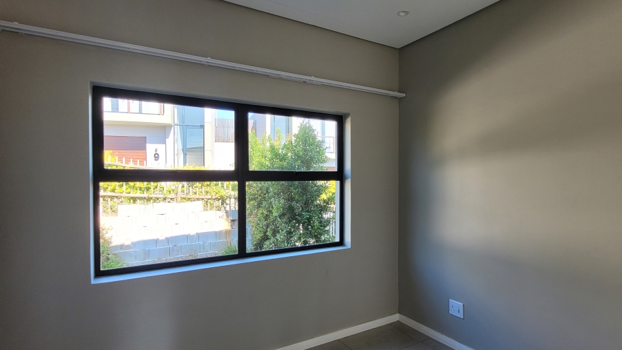 To Let 2 Bedroom Property for Rent in Palm Lakes Estate KwaZulu-Natal