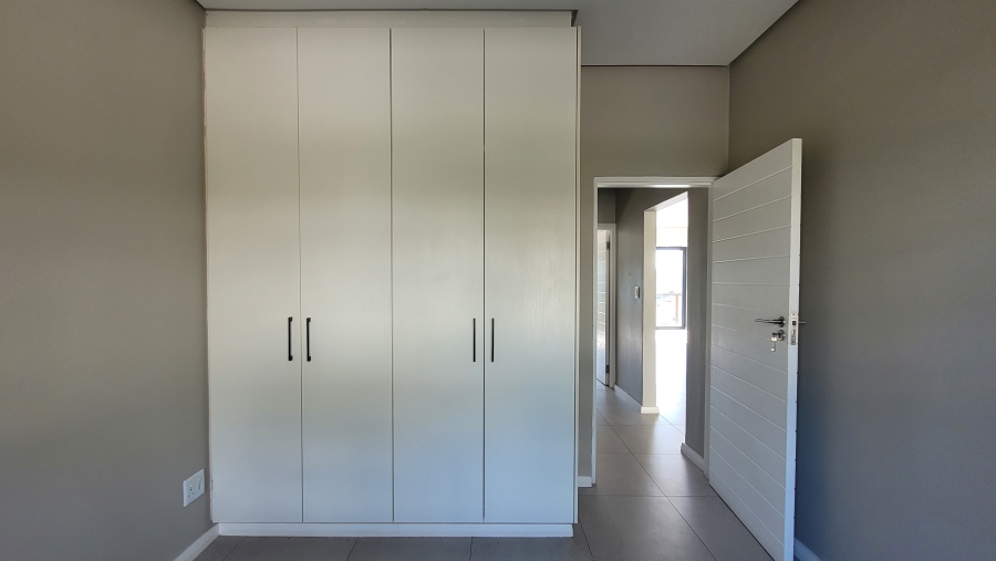 To Let 2 Bedroom Property for Rent in Palm Lakes Estate KwaZulu-Natal