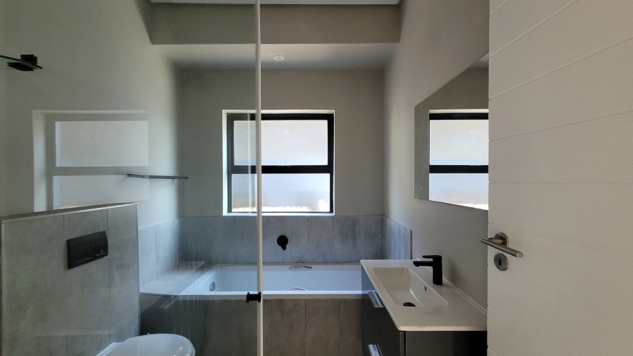 To Let 2 Bedroom Property for Rent in Palm Lakes Estate KwaZulu-Natal