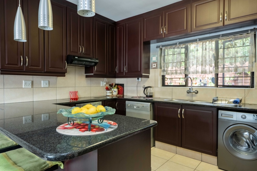 3 Bedroom Property for Sale in Freeland Park KwaZulu-Natal