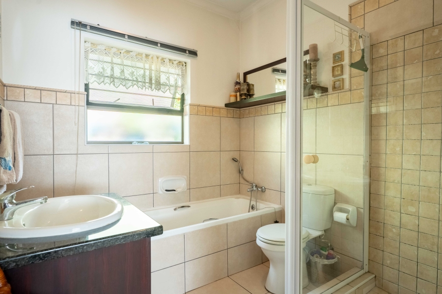 3 Bedroom Property for Sale in Freeland Park KwaZulu-Natal