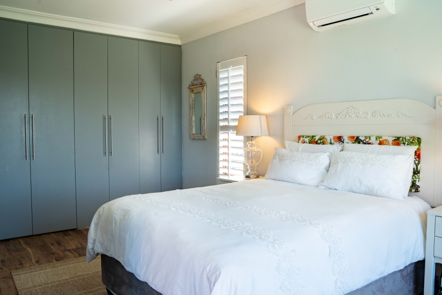 4 Bedroom Property for Sale in Kirtlington Park KwaZulu-Natal
