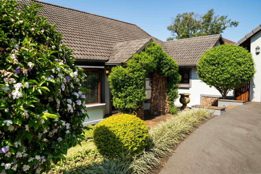 4 Bedroom Property for Sale in Kirtlington Park KwaZulu-Natal