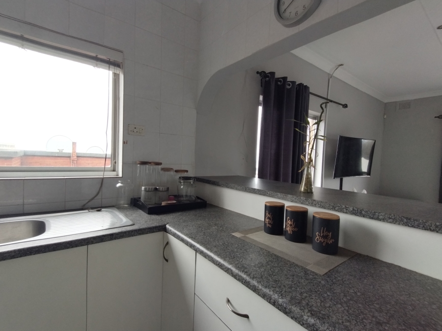 To Let 2 Bedroom Property for Rent in Morningside KwaZulu-Natal