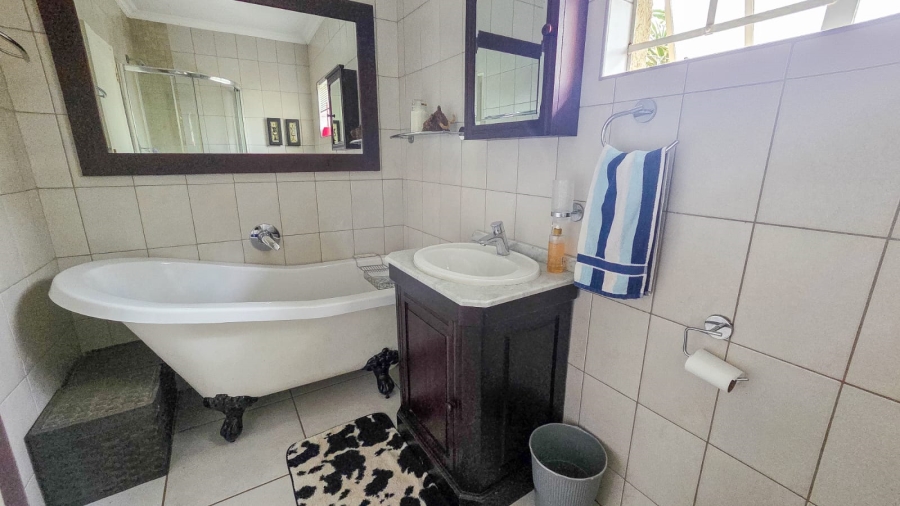 4 Bedroom Property for Sale in Chase Valley KwaZulu-Natal