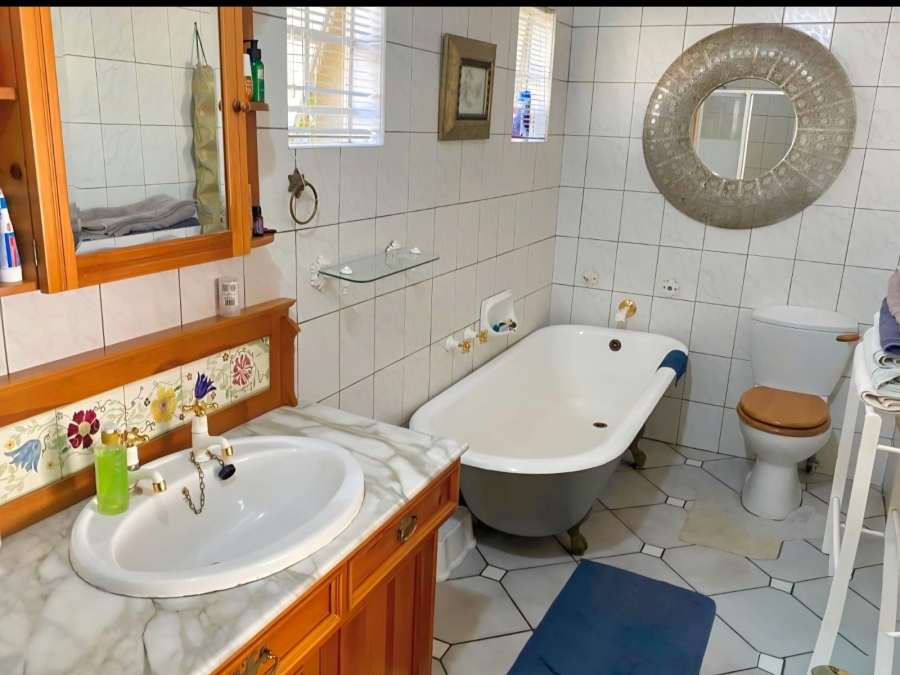 4 Bedroom Property for Sale in Chase Valley KwaZulu-Natal