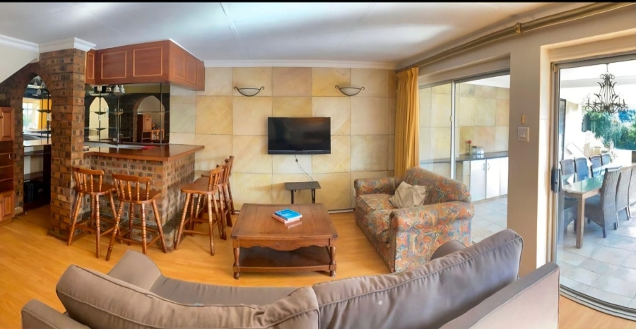 4 Bedroom Property for Sale in Chase Valley KwaZulu-Natal