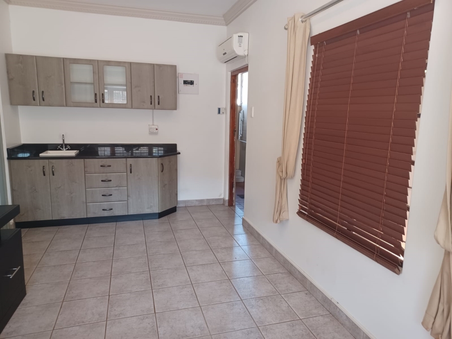 To Let 1 Bedroom Property for Rent in Sunningdale KwaZulu-Natal