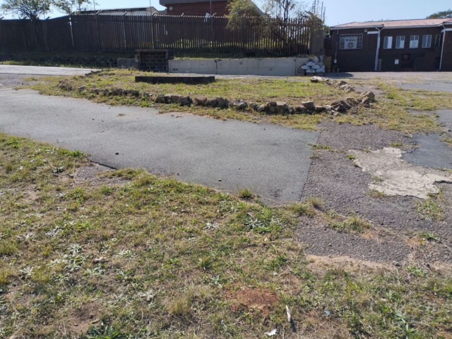 Commercial Property for Sale in Austerville KwaZulu-Natal