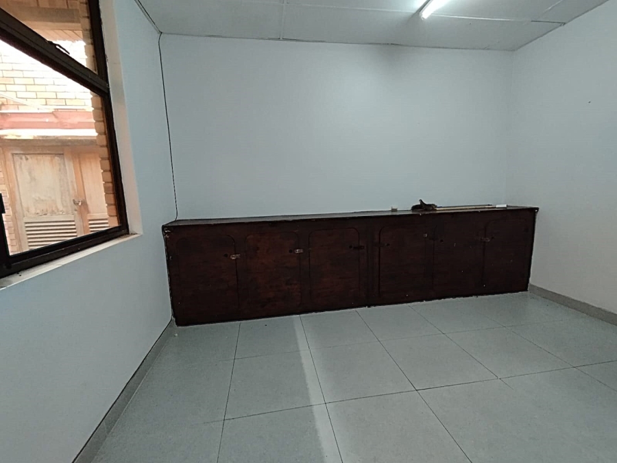 To Let commercial Property for Rent in Ocean View KwaZulu-Natal