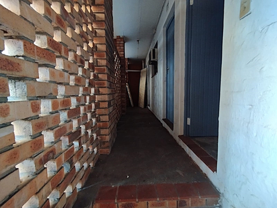 To Let commercial Property for Rent in Ocean View KwaZulu-Natal