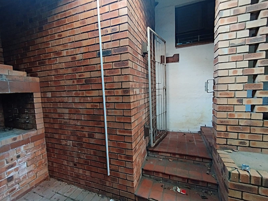 To Let commercial Property for Rent in Ocean View KwaZulu-Natal